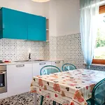 Apartman Marcelli, Trilocale Con Balcone E Posto Auto