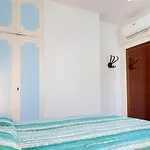 Marcelli, Trilocale Con Balcone E Posto Auto Apartman *
