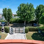 Marcelli, Trilocale Con Balcone E Posto Auto Apartment *