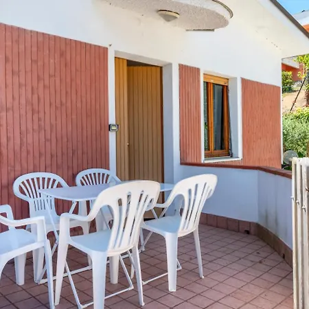 Marcelli, Trilocale Con Balcone E Posto Auto Marcelli