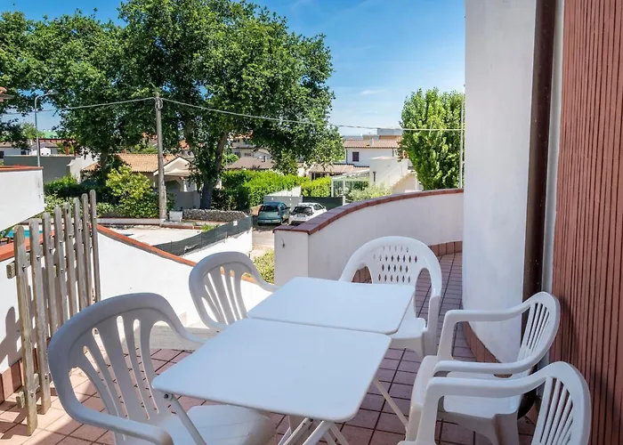 Marcelli, Trilocale Con Balcone E Posto Auto Marcelli