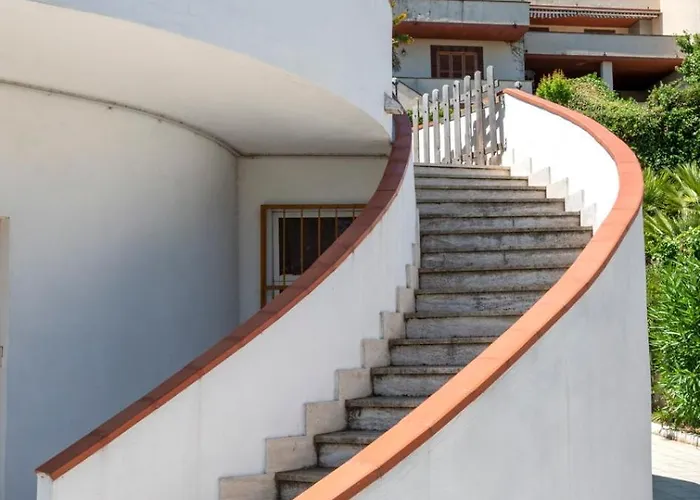 Marcelli, Trilocale Con Balcone E Posto Auto * Marcelli